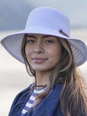 NEW!  Pistil White Wide-Brim Hat with Brown Leather Band